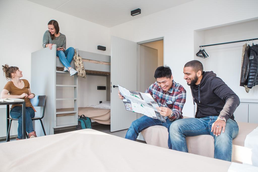 Vierpersoonskamer met Eigen Badkamer