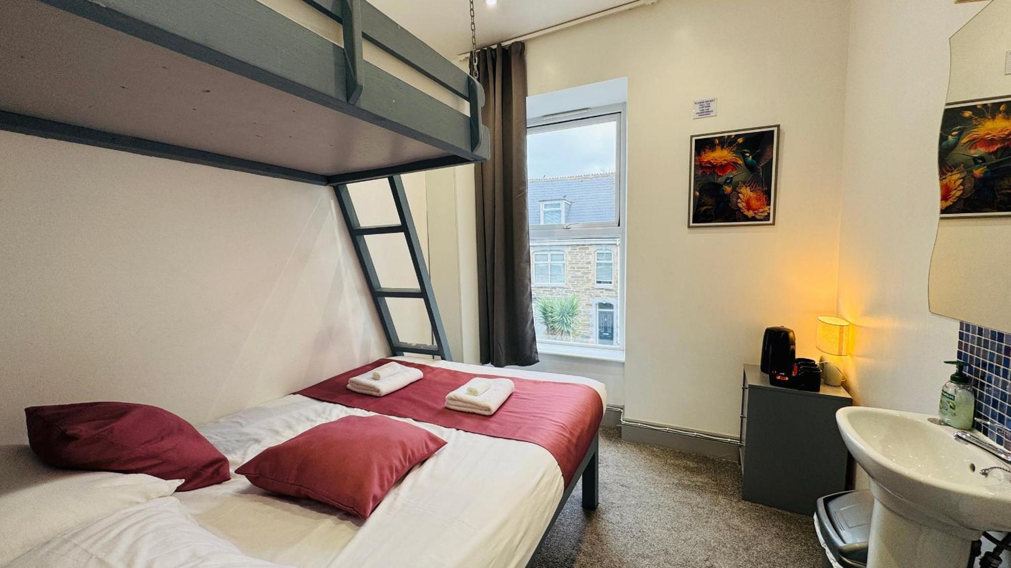 Budget Twin Room,1756518462:JPEG