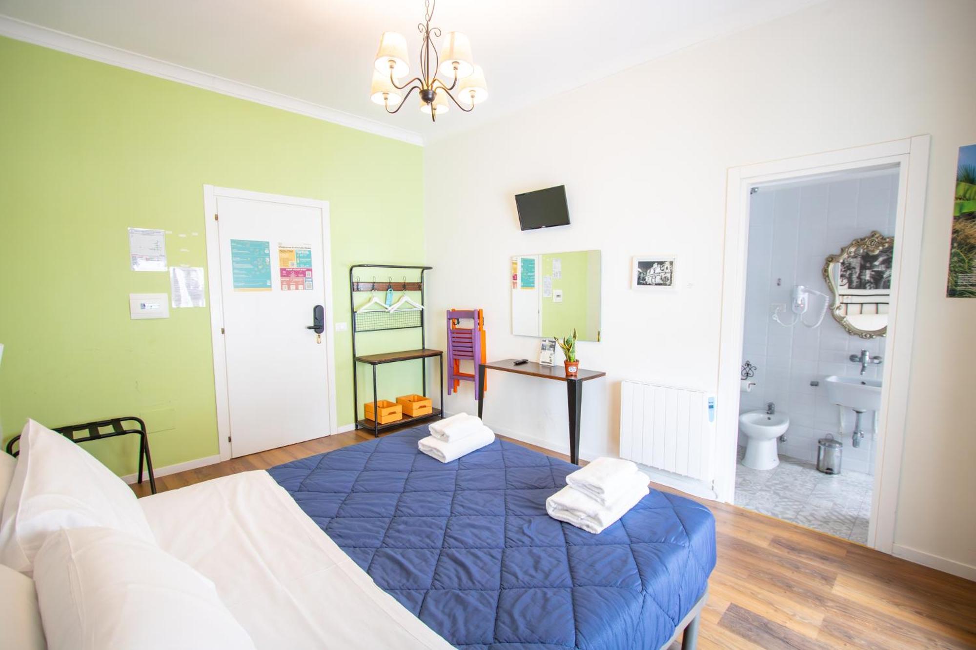 Chambre Double ou Lits Jumeaux