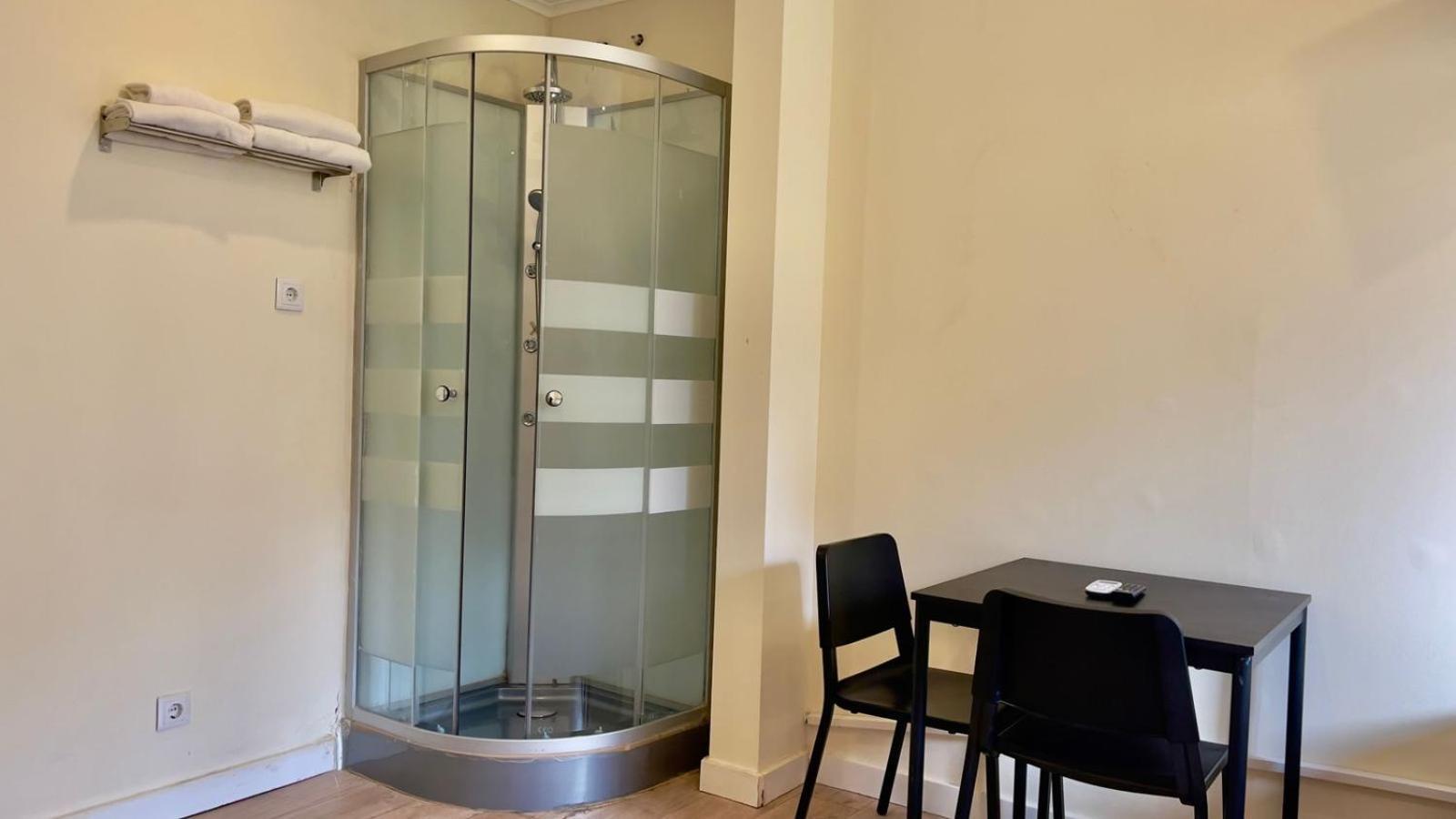 Basic Triple Room