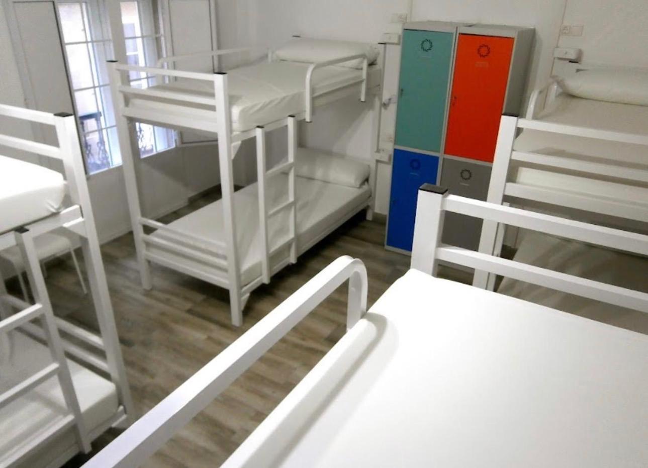 Bed 8-Bed Mixed Dormitory Room