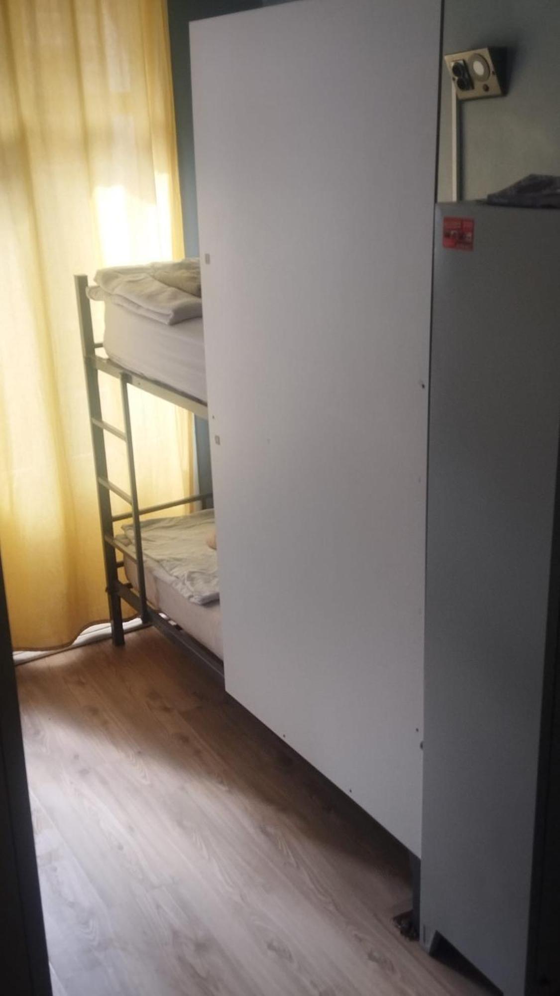 6-Bed Female Dormitory Room,1758891052:JPEG