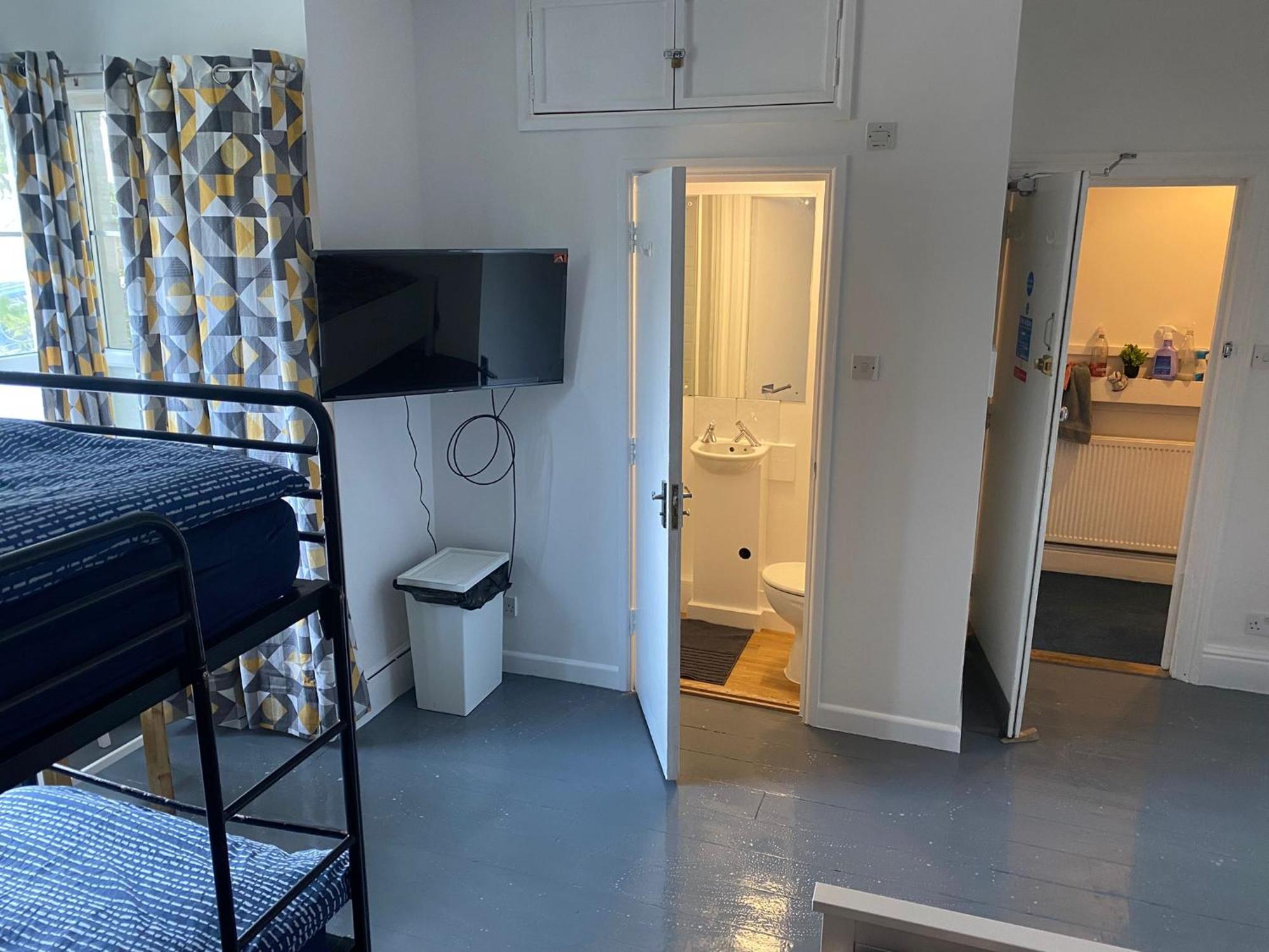 Quadruple Room,1766206176:JPEG