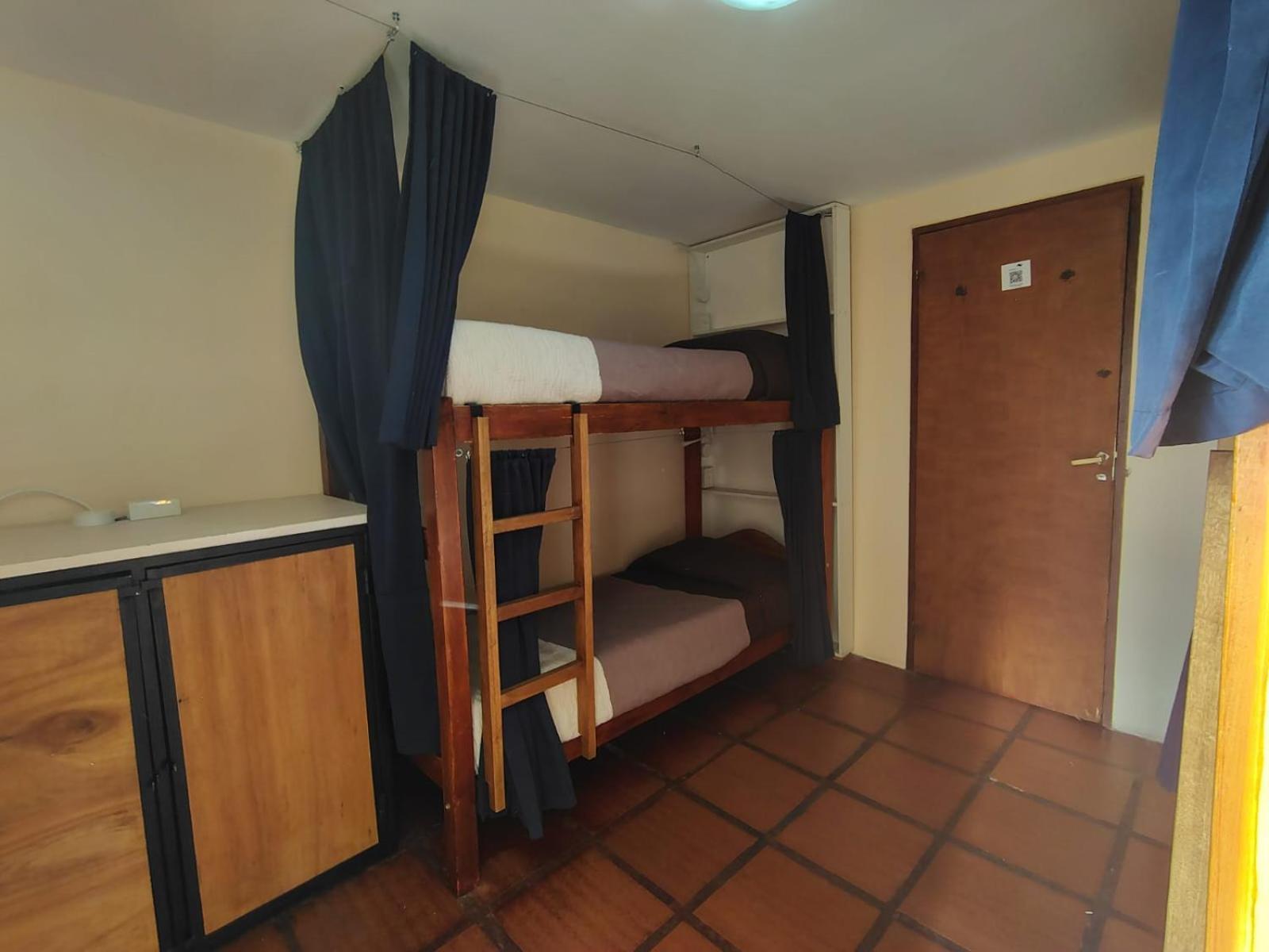Bed 6-Bed Mixed Dormitory Room