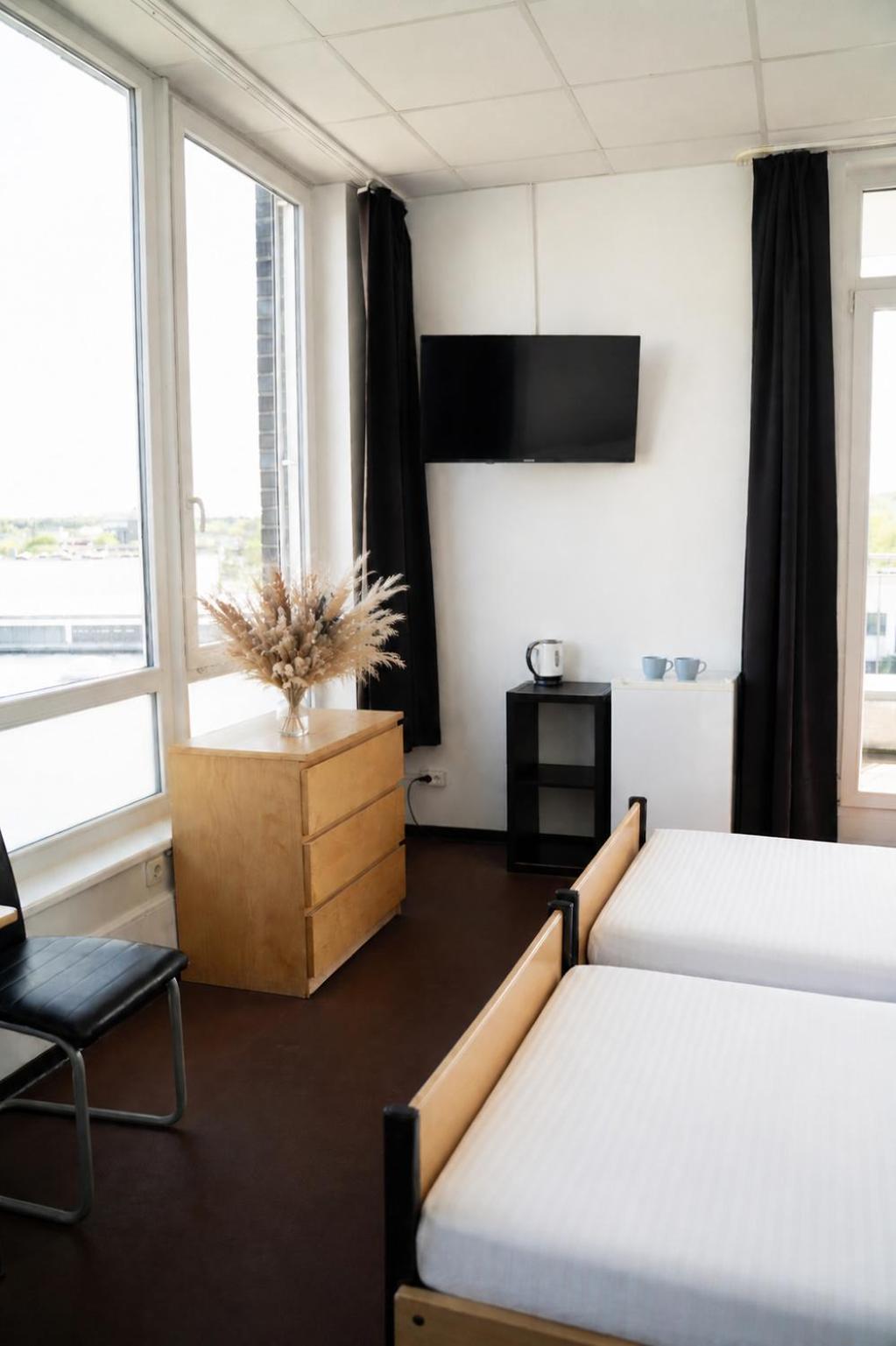 Double Room Private Bathroom