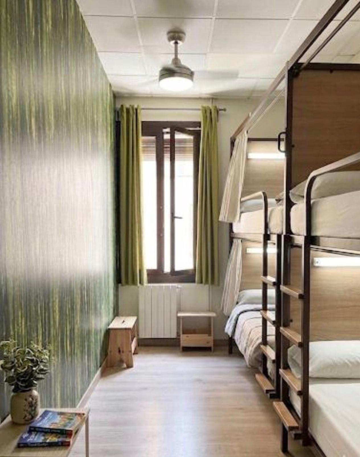 Bed Mixed Dormitory Room 8-Bed
