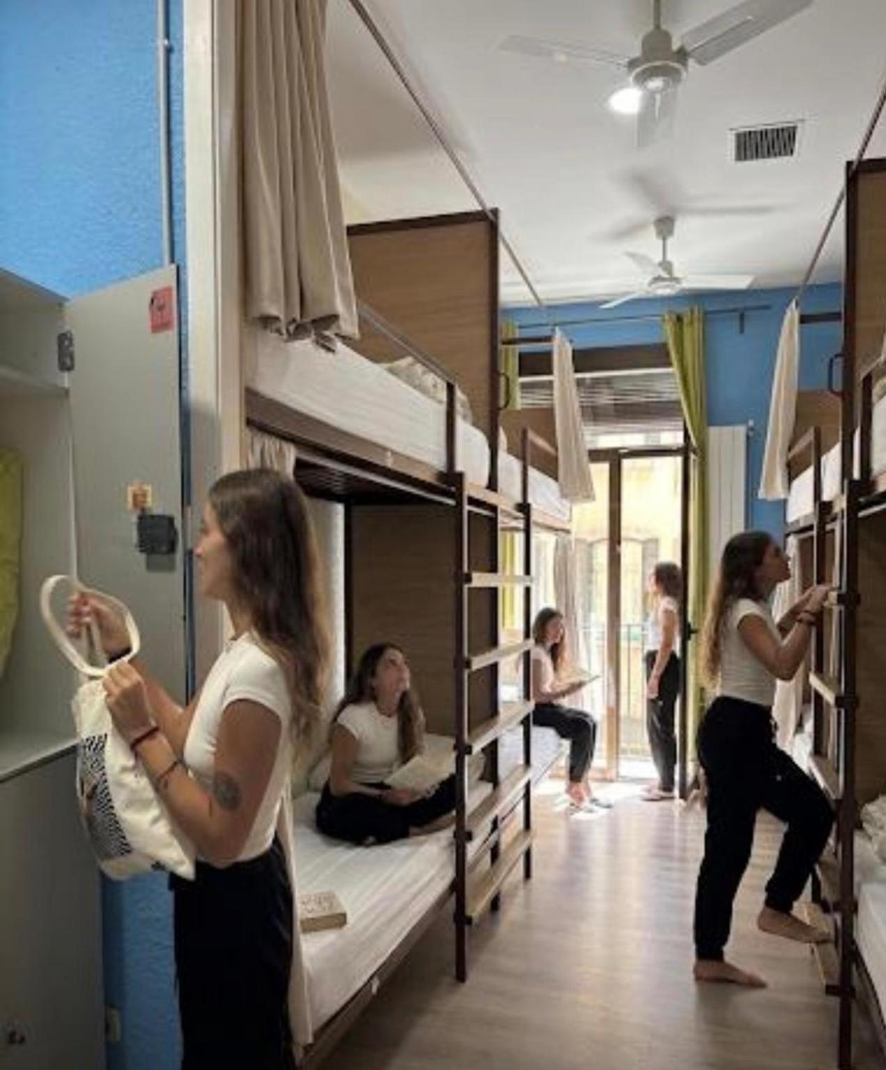 Bed Mixed Dormitory Room 10-Bed