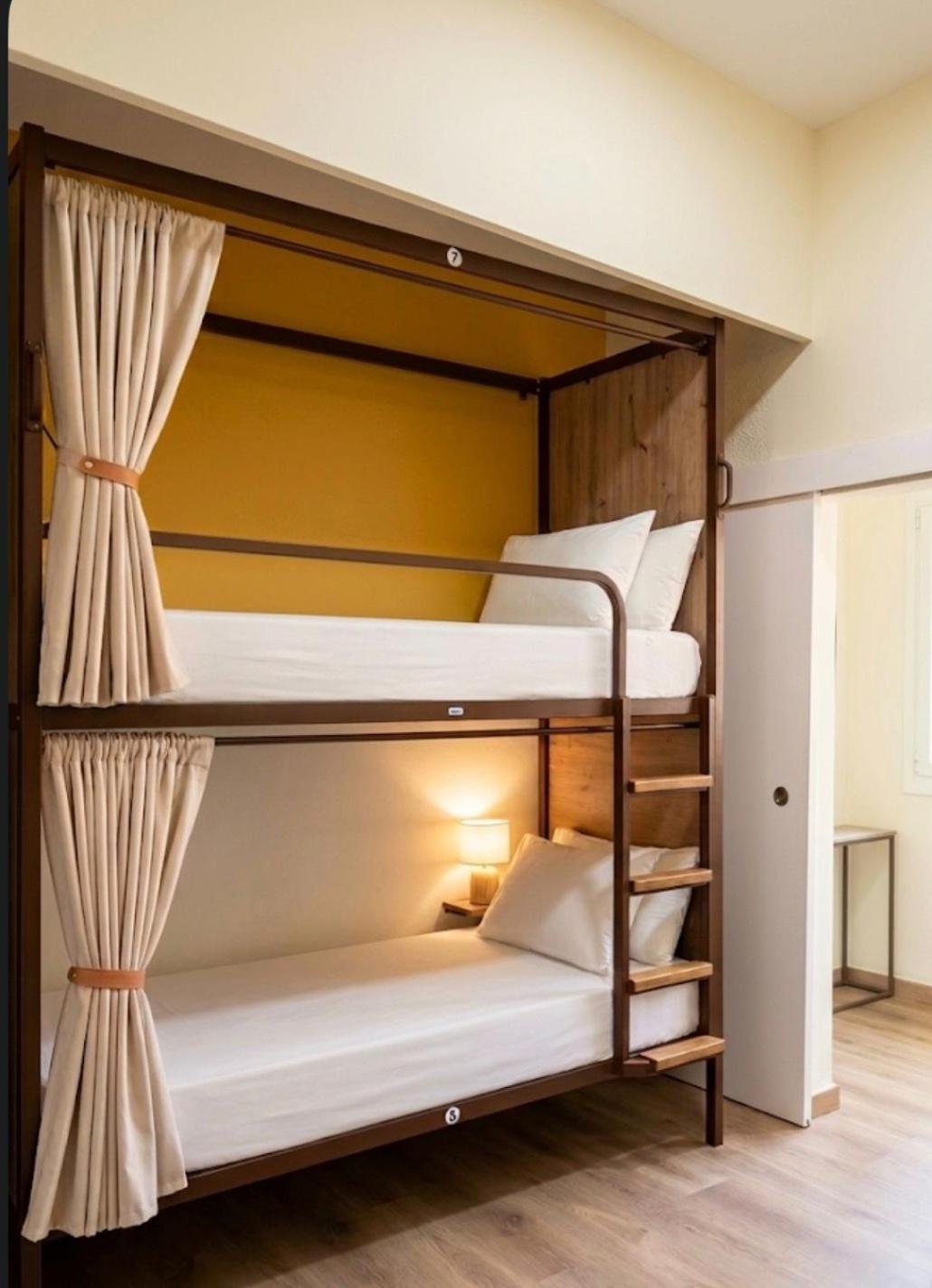 Bed Mixed Dormitory Room 8-Bed