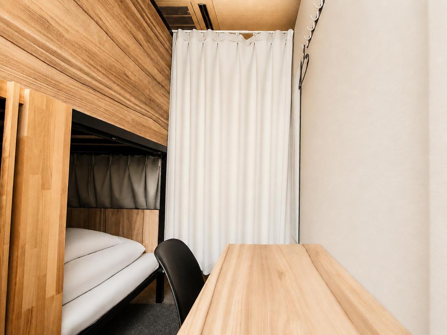 Semi-Private Room 1 Bunk Bed