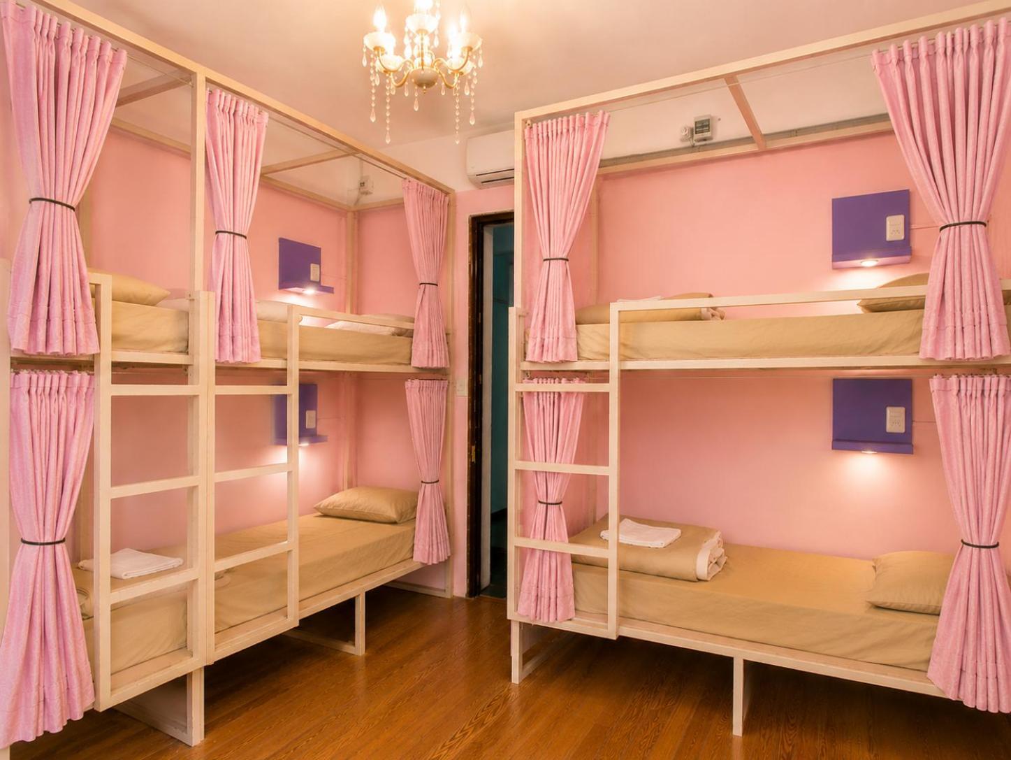 Bed 6-Bed Mixed Dormitory Room