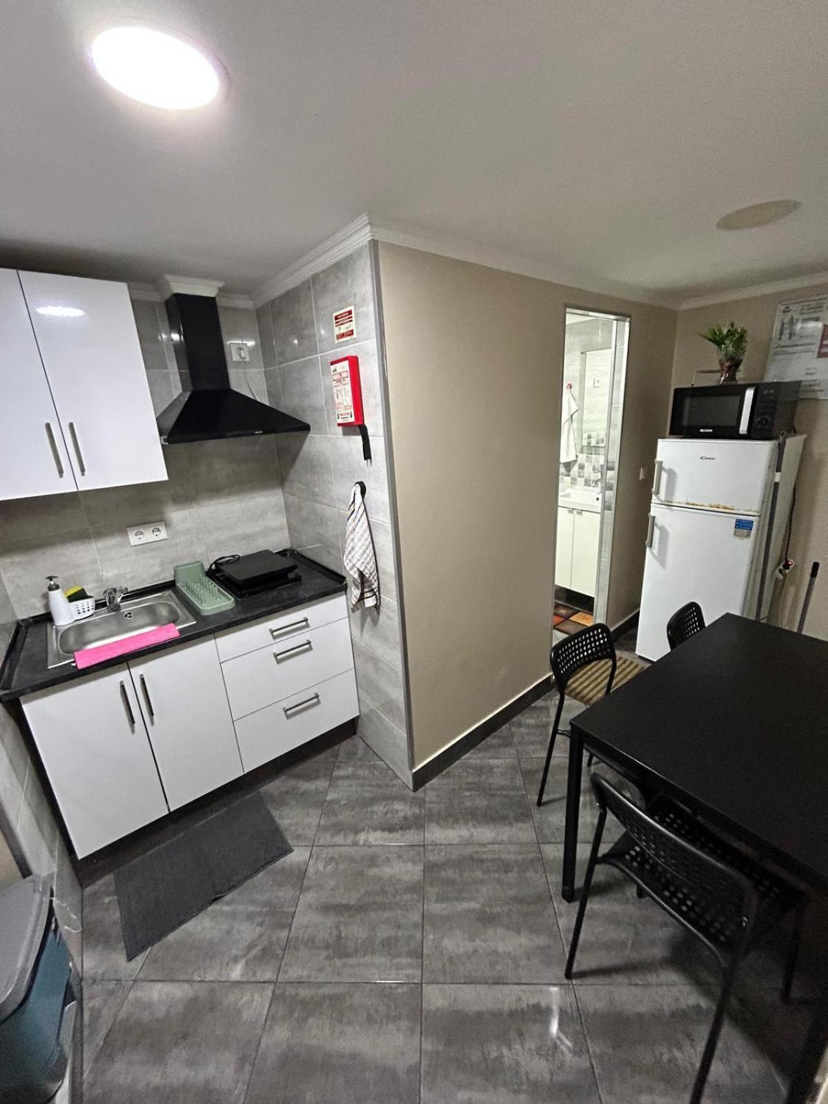 Double Room Private Bathroom