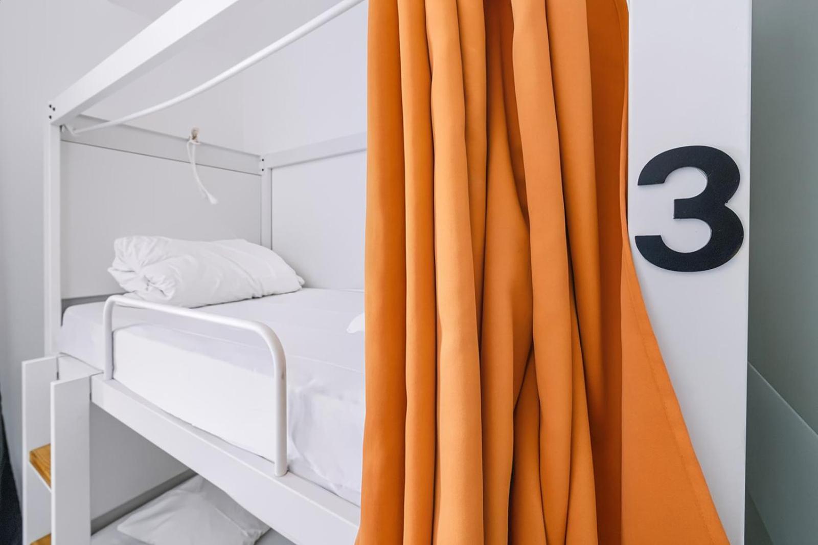 Bed 4-Bed Mixed Dormitory Room