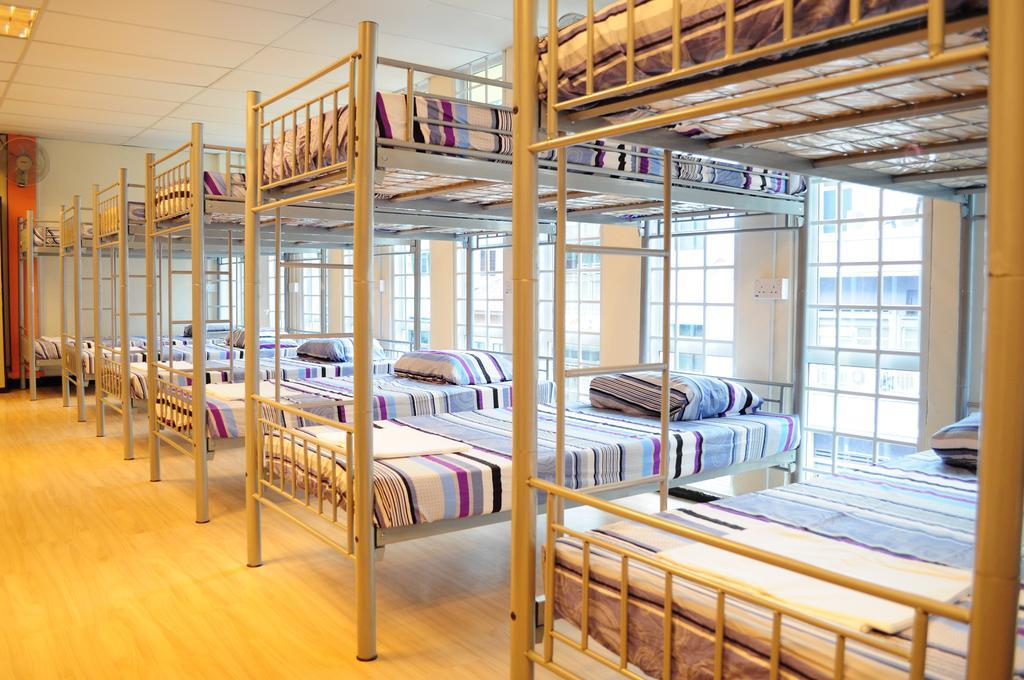 Bed in 10-Bed Mixed Dormitory Room