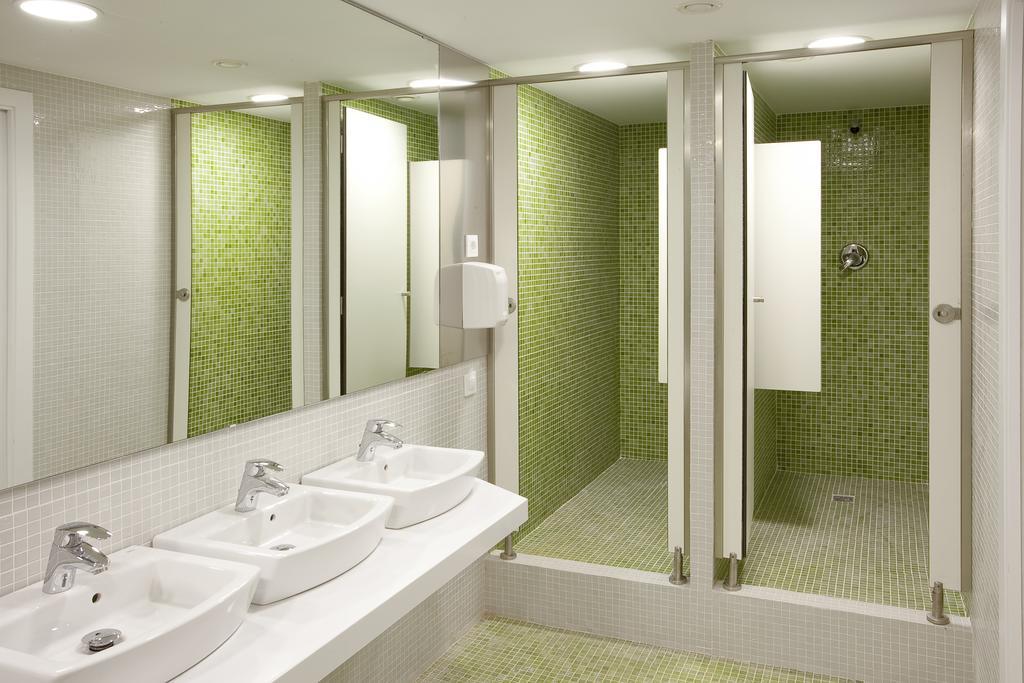 Camera Quadrupla con Bagno in Comune
