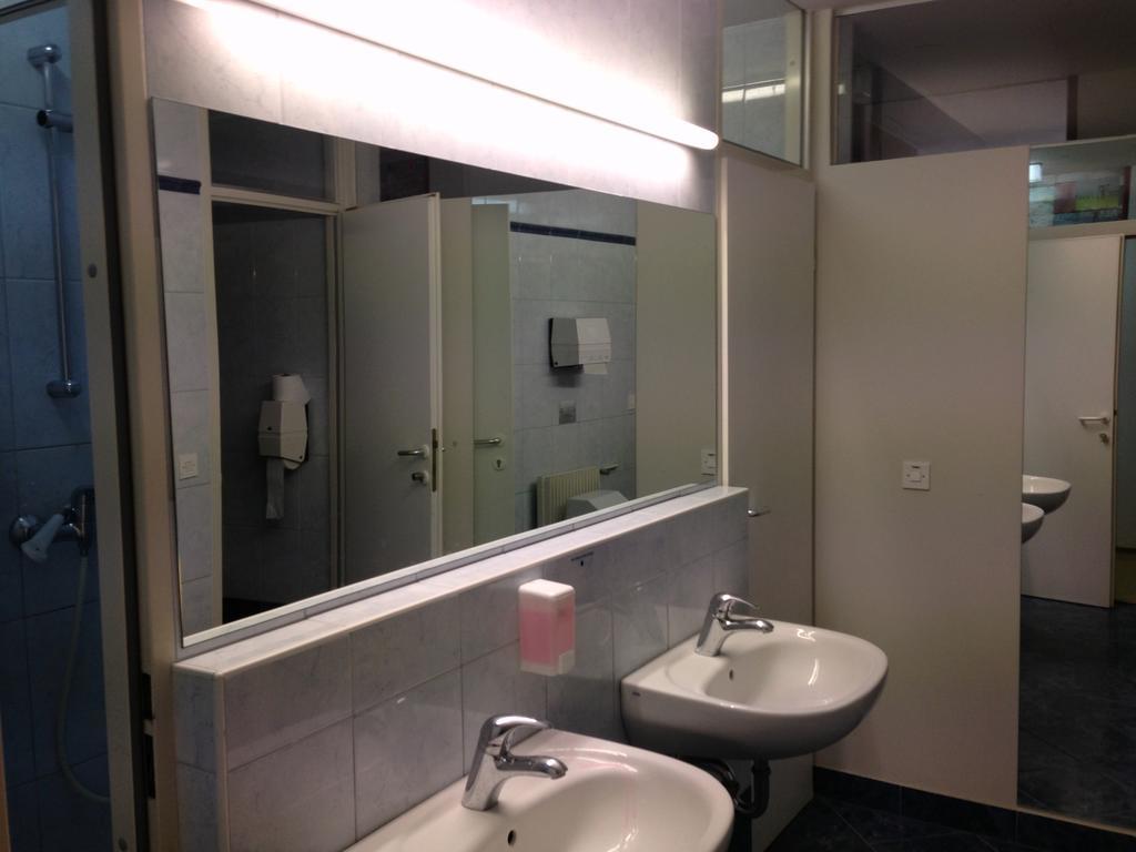 Camera Singola con Bagno in Comune