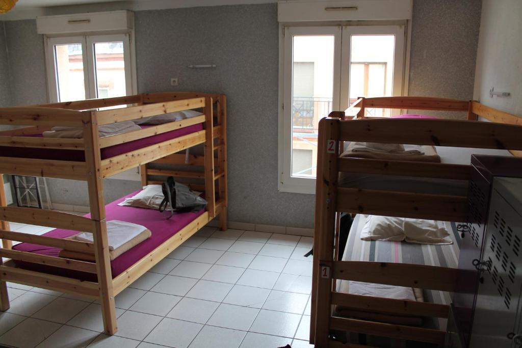 Bed 6-Bed Mixed Dormitory Room