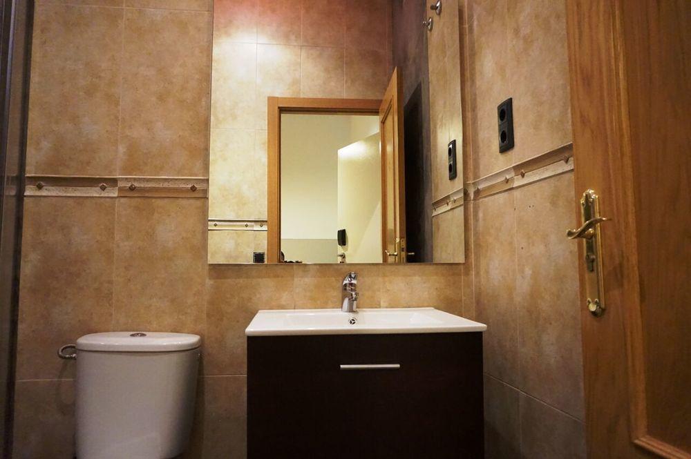 Double Room Bathroom,682387446:JPEG