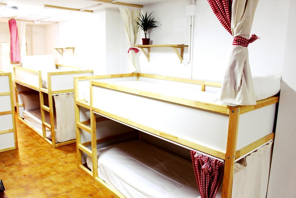 Bed in Vrouwenzaal met 10 Bedden