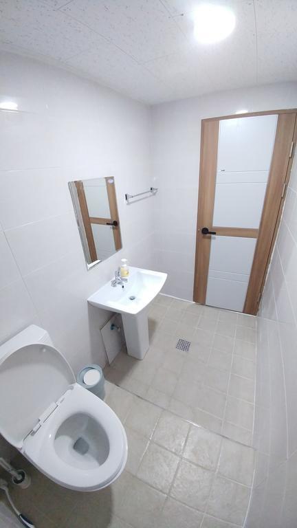 Standard Twin Room with Shared Bathroom