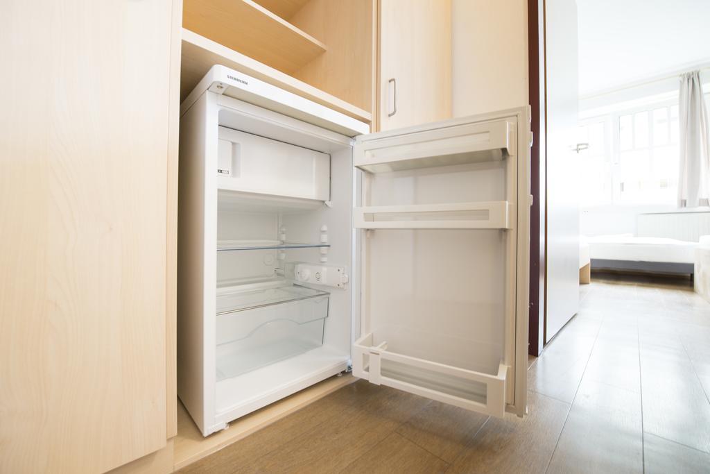 Triple Room,695385132:JPEG