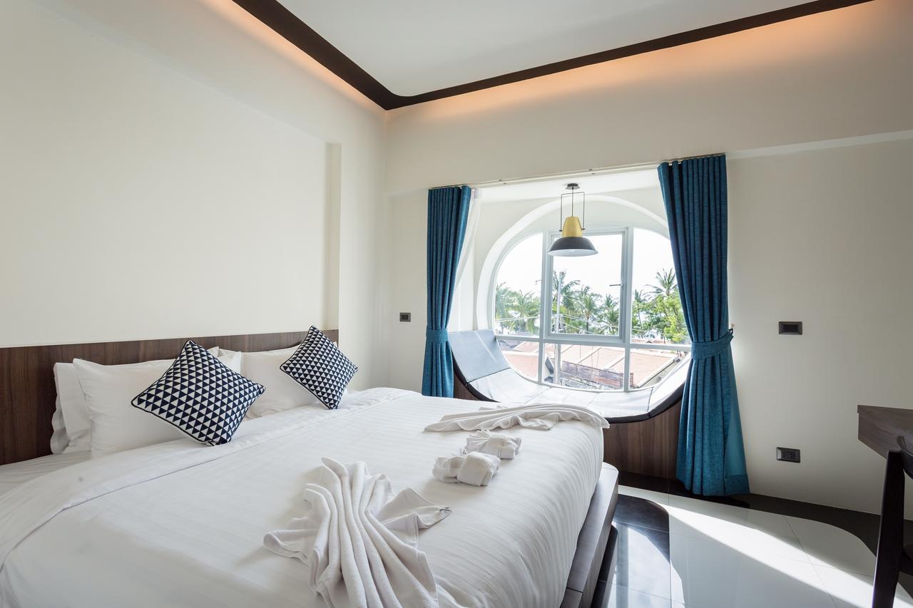 Deluxe King Room,526972554:JPEG