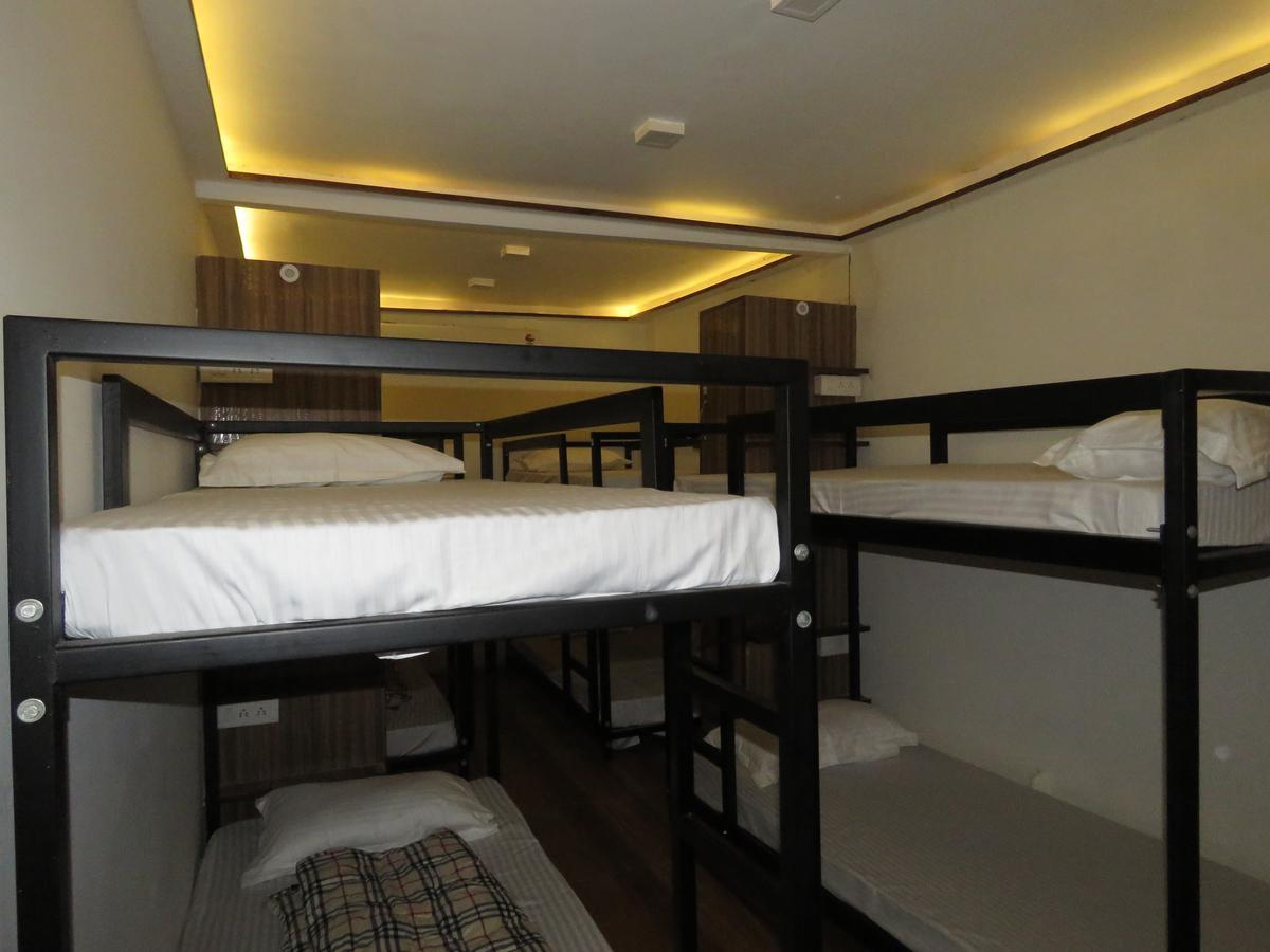 Bed in 8-Bed Mixed Dormitory Room