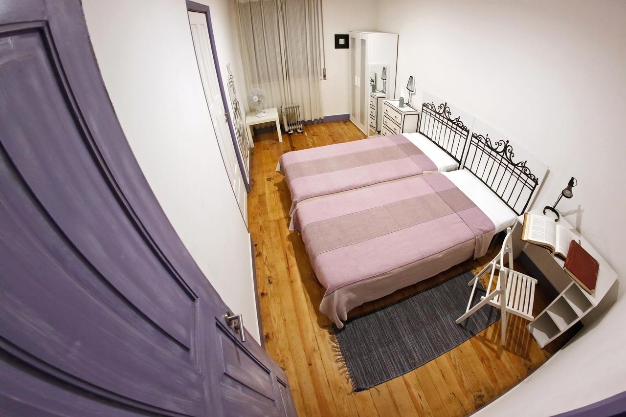 Quarto Duplo com Casa de Banho Partilhada