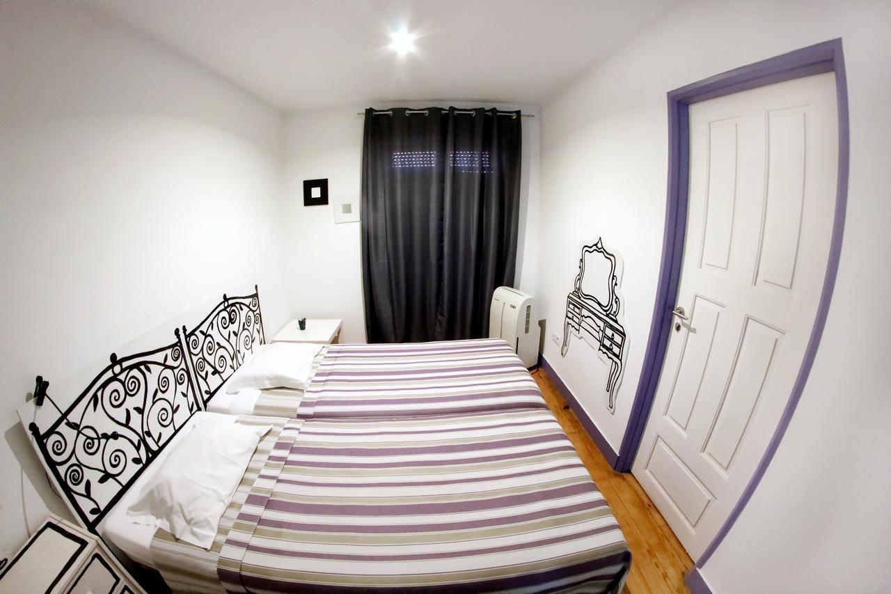 Quarto Duplo com Casa de Banho Privativa