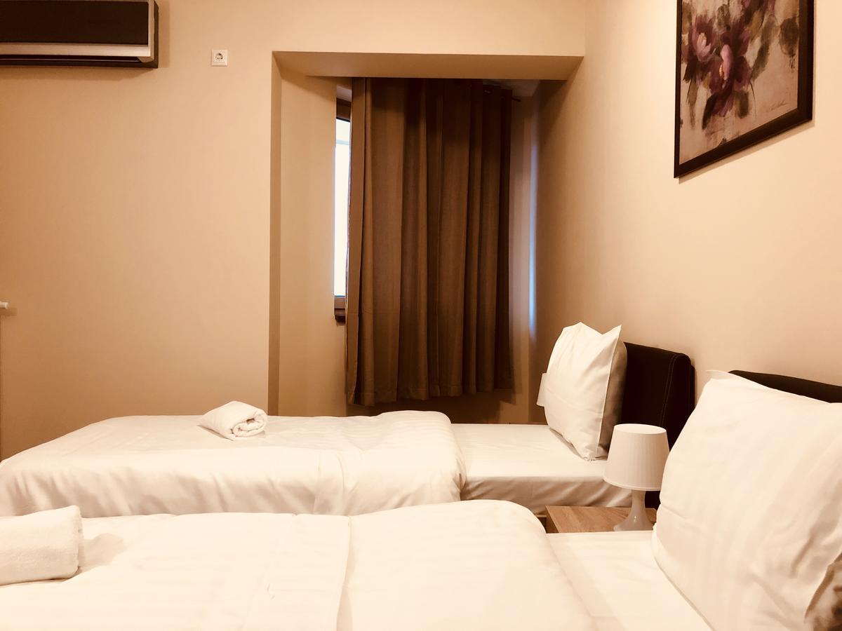 Twin Room with Shared Bathroom