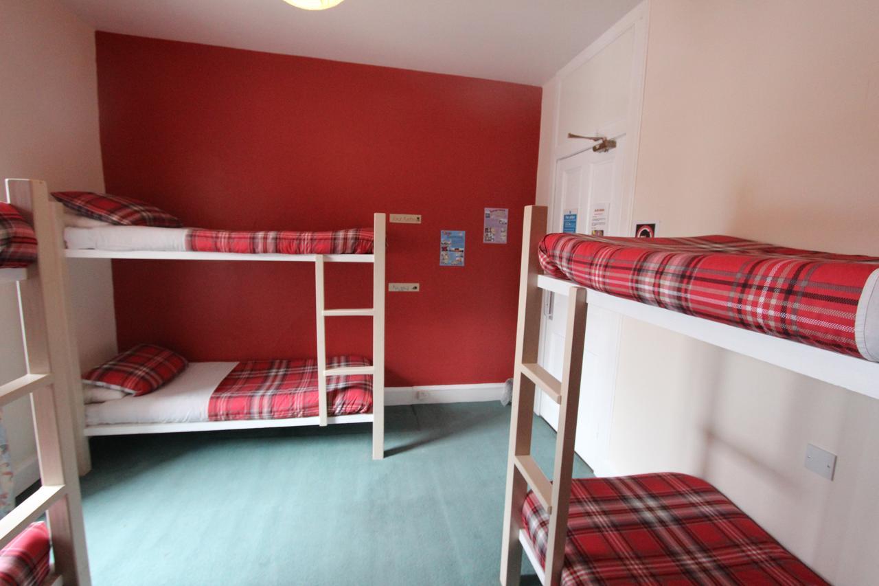 Bed 6-Bed Male Dormitory Room