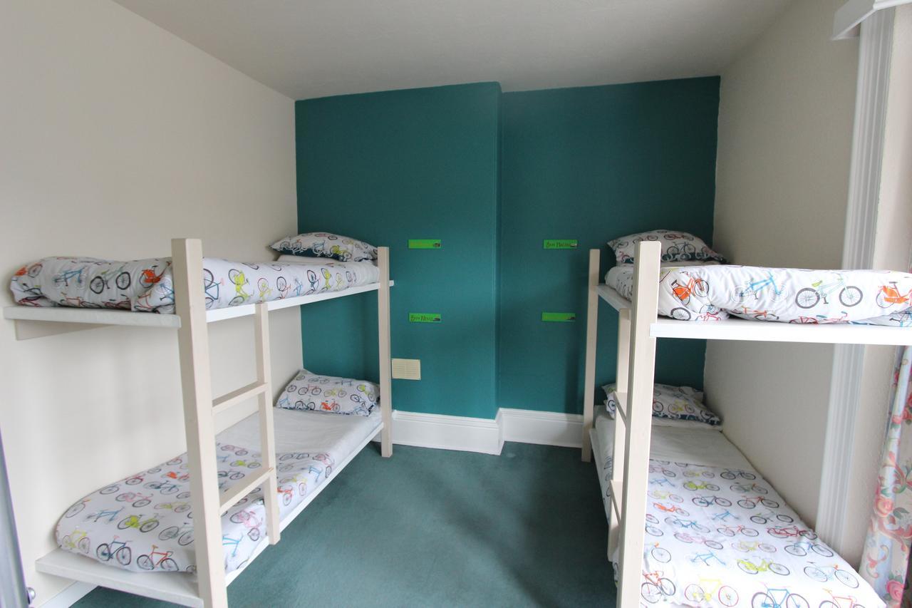 Bed 8-Bed Mixed Dormitory Room