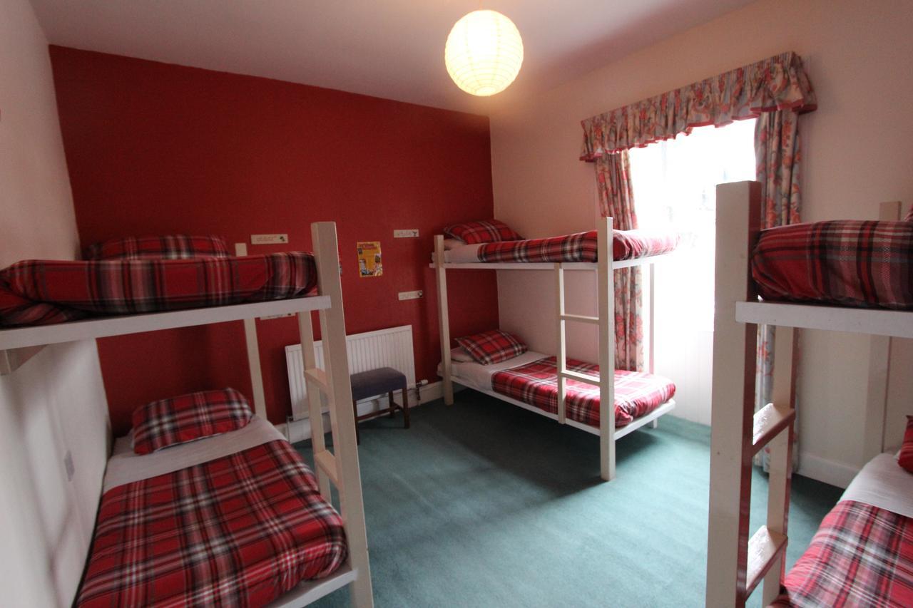 Bed 6-Bed Male Dormitory Room