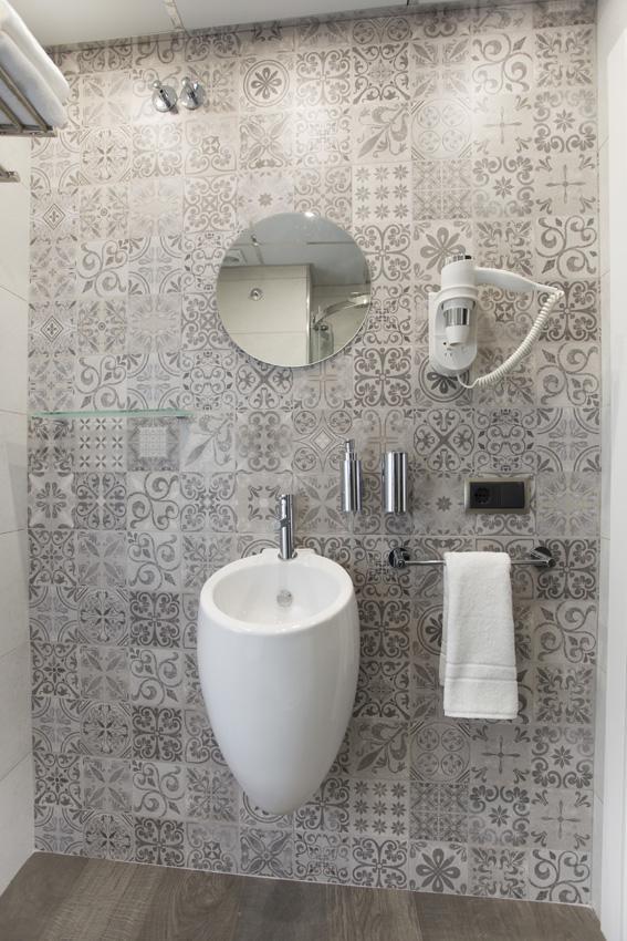 Deluxe Doppel-/Zweibettzimmer mit Stadtblick
