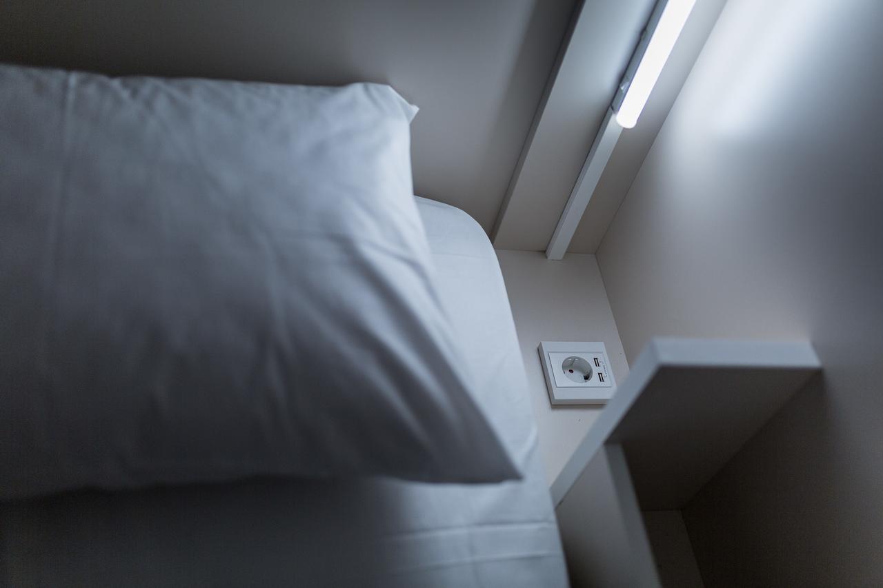 Posto Letto in Dormitorio Misto con 6 Letti