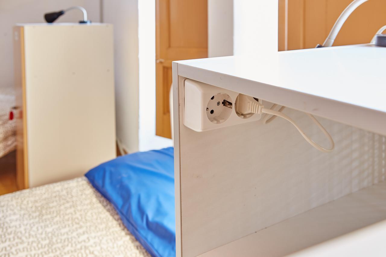 Single Bed Mixed Dormitory Room