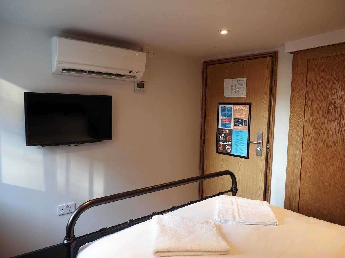 Double Room Private Bathroom