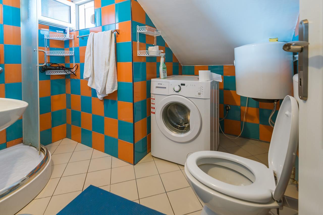 Double or Twin Room with Shared Bathroom,639740181:JPEG