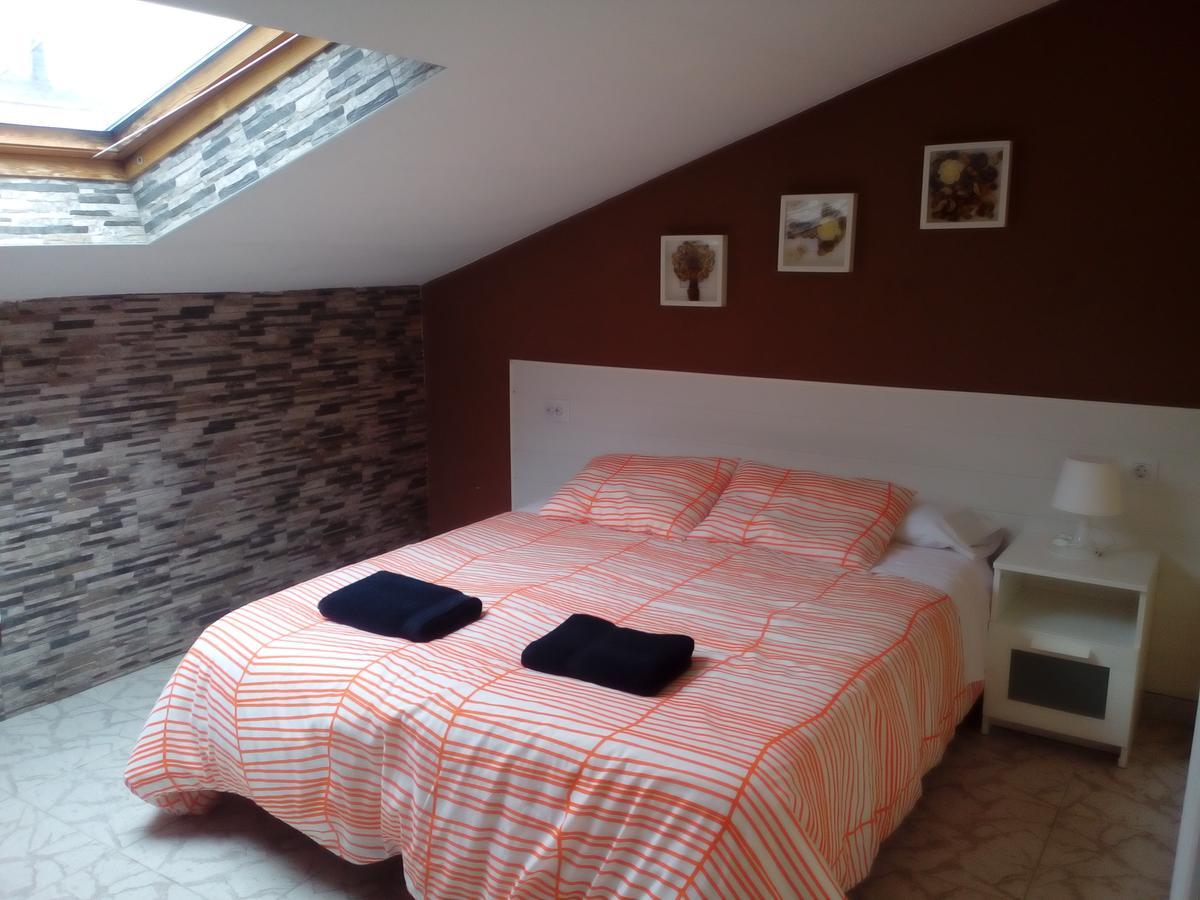 Habitación con baño compartido - Cama grande