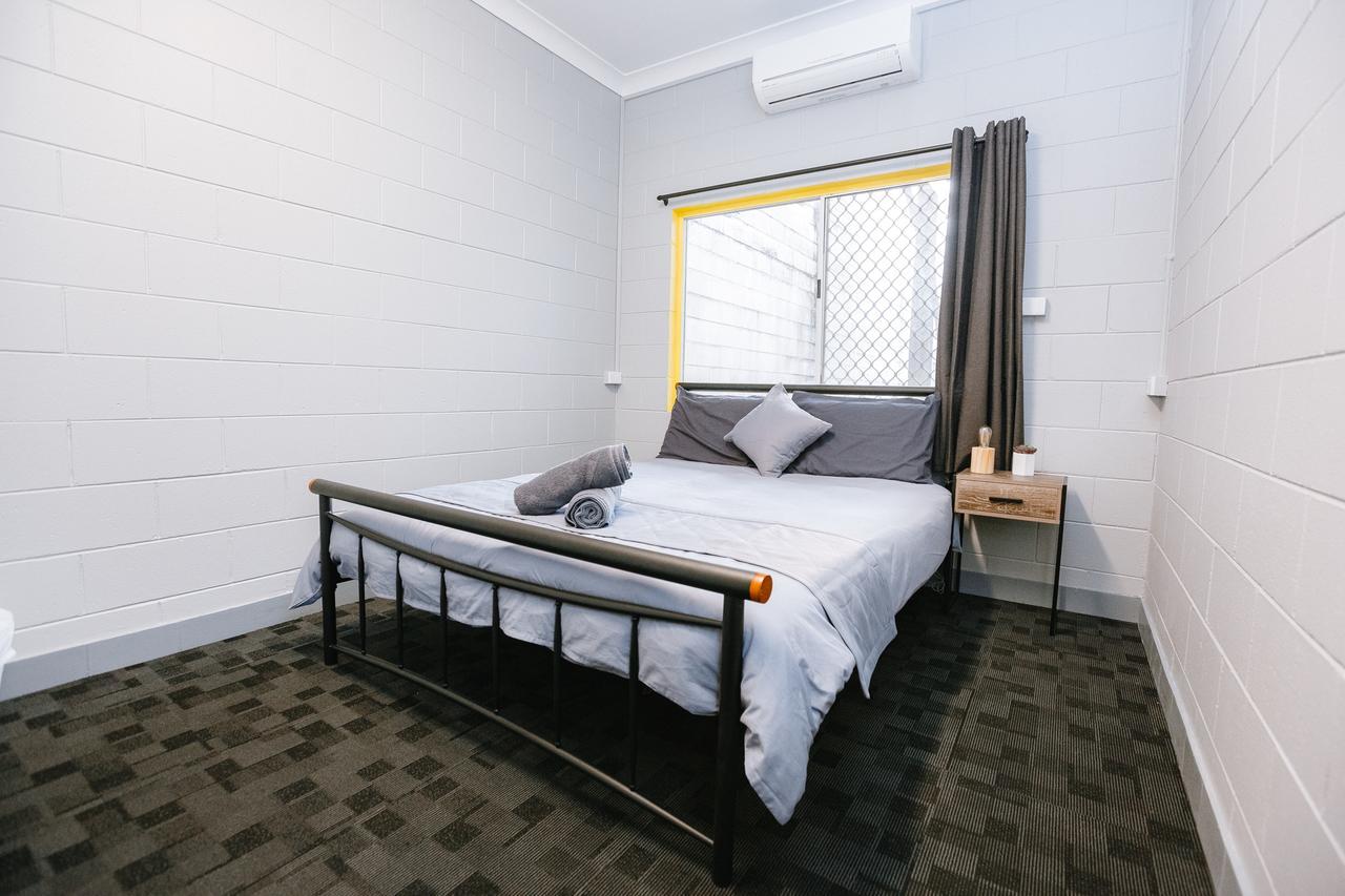 Double Room with Private Bathroom,663660351:JPEG