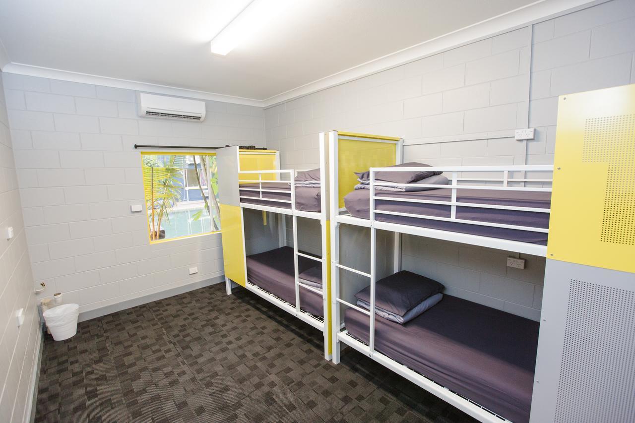 Bed 8-Bed Mixed Dormitory Room