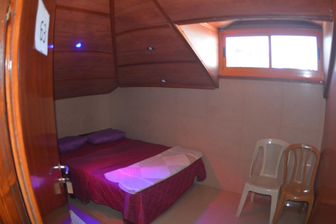 Double Room Shared Shower Toilet,666126714:JPEG