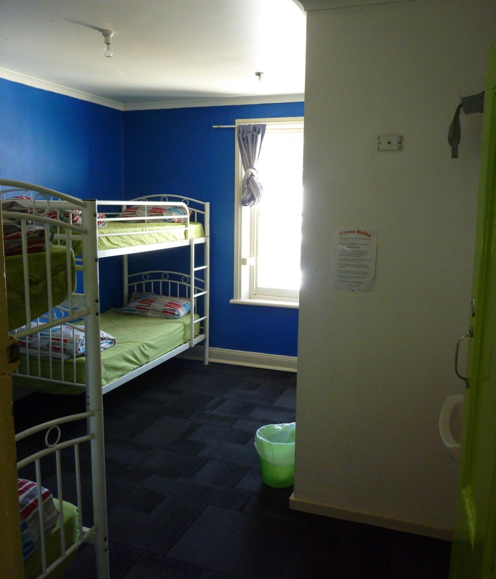 Bed 4-Bed Female Dormitory Room,1308801241:JPEG