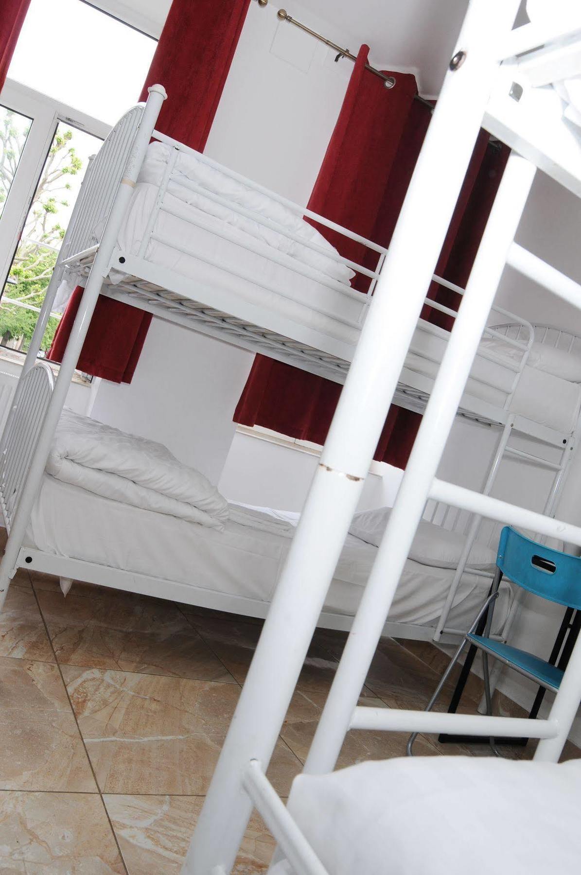 Bed 4-Bed Female Dormitory Room