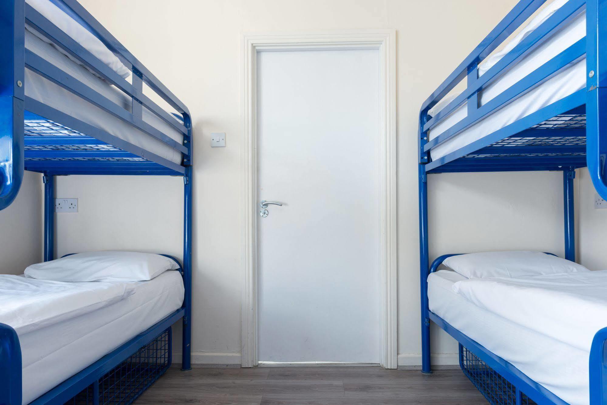 Bett im gemischten 4-Bett-Schlafsaal mit Bad