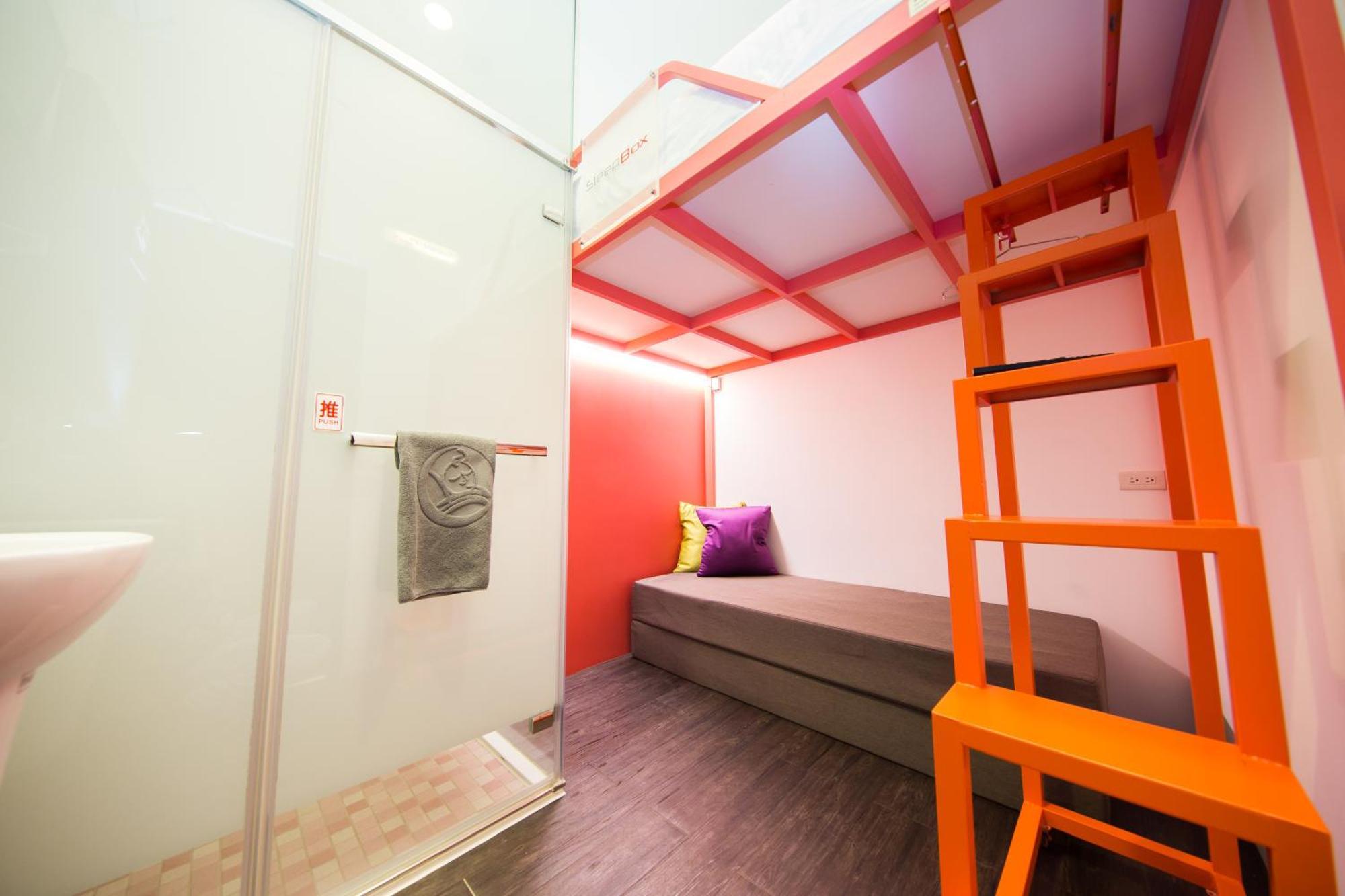 Economy Double Room Private Shower Shared Toilet