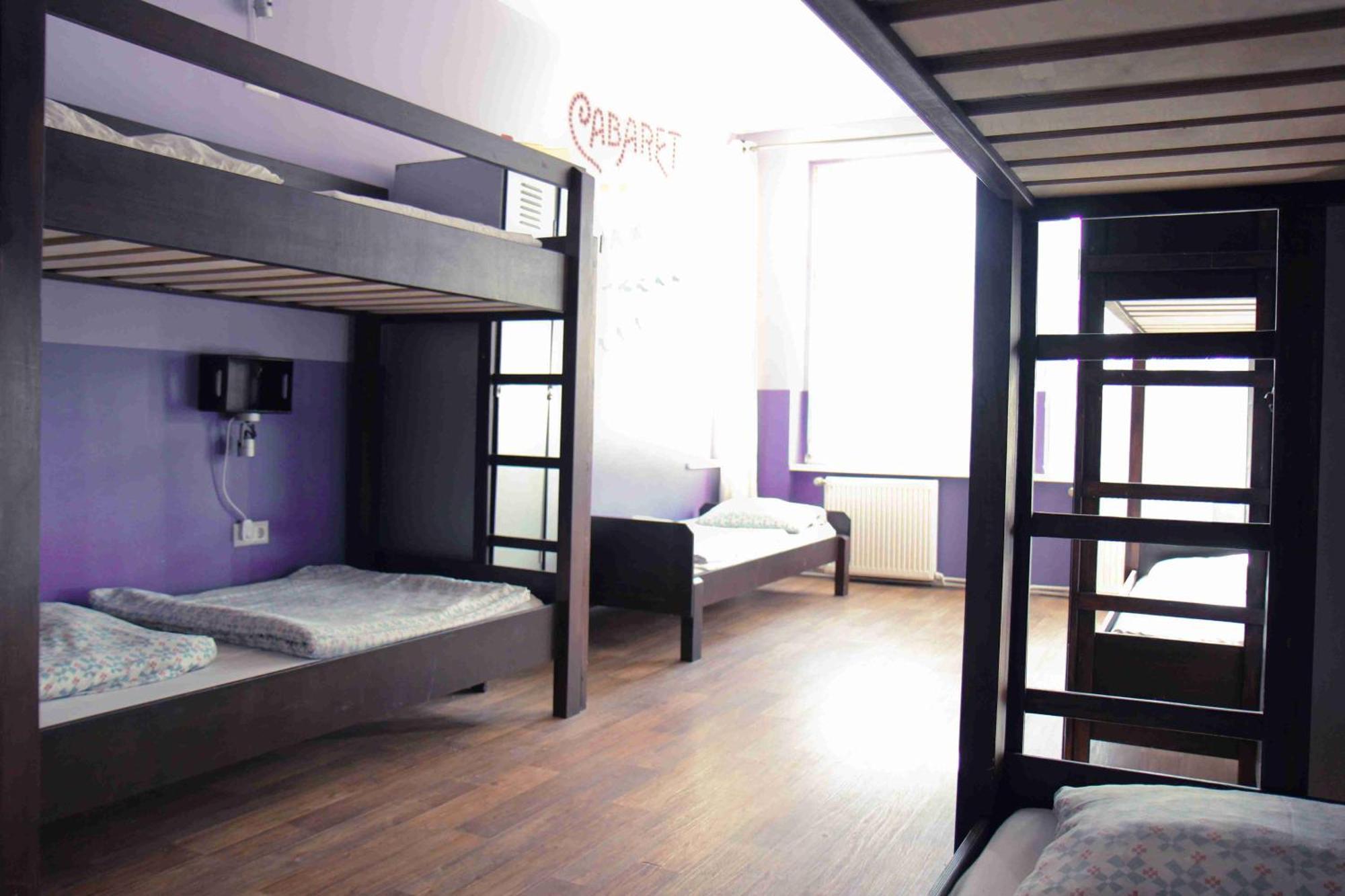 Single Bed 8-Bed Mixed Dormitory Room,1219278100:JPEG
