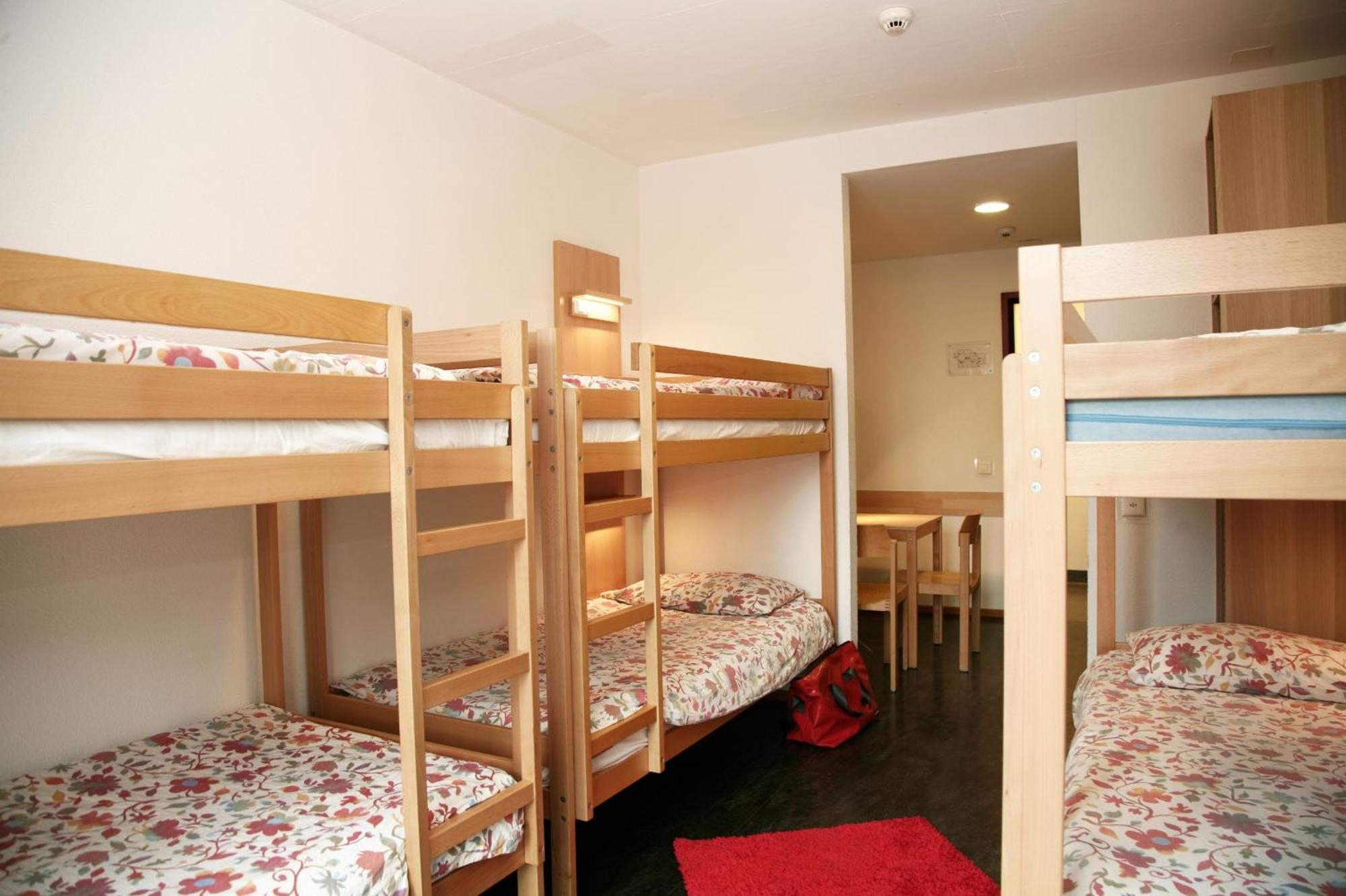 Single Bed in Female Dormitory Room with Shared Bathroom