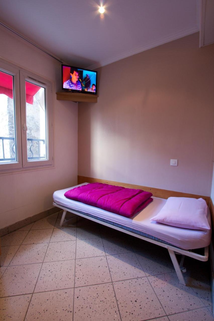 Single Room,716997658:JPEG