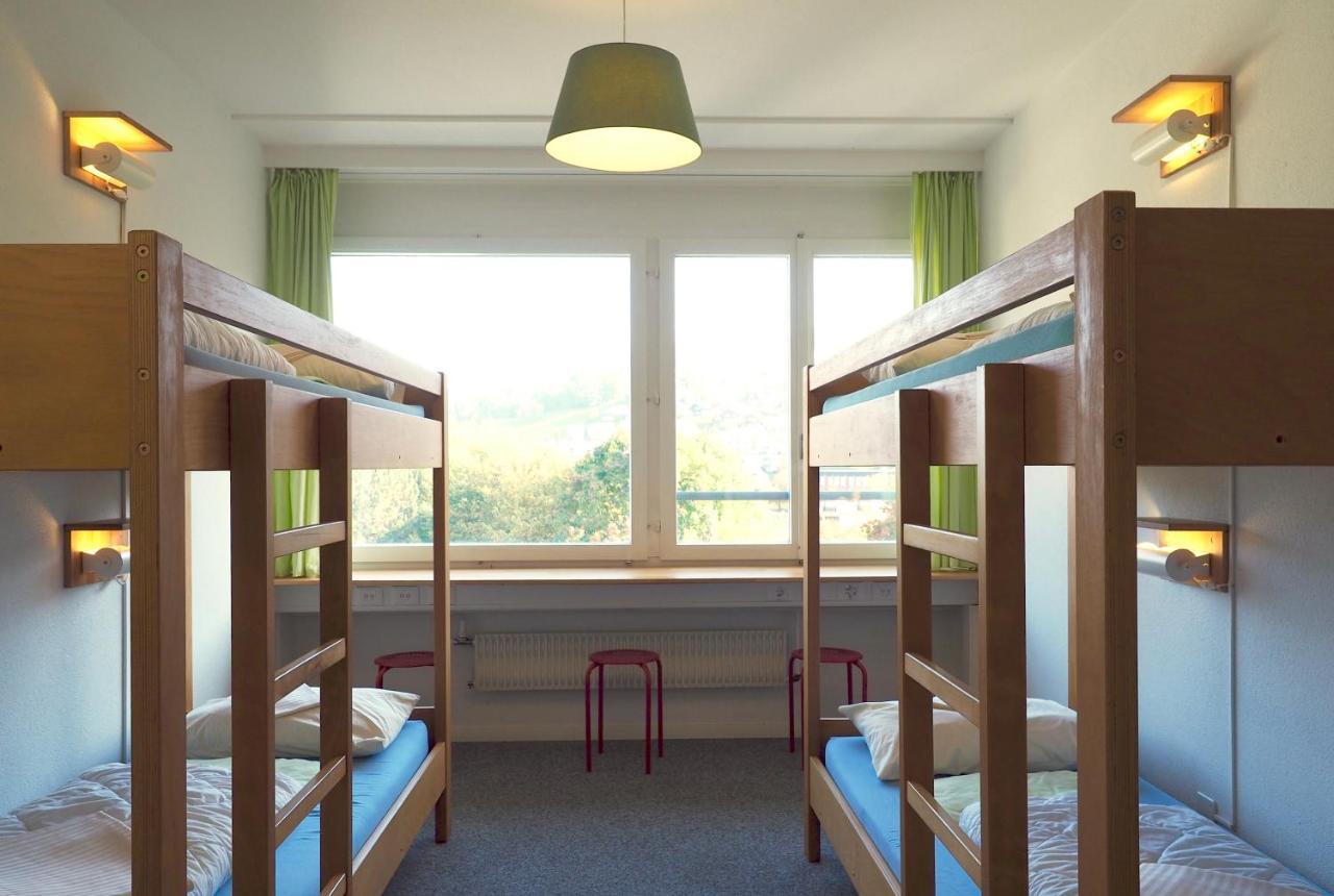 Vierbettzimmer mit Gemeinschaftsbad