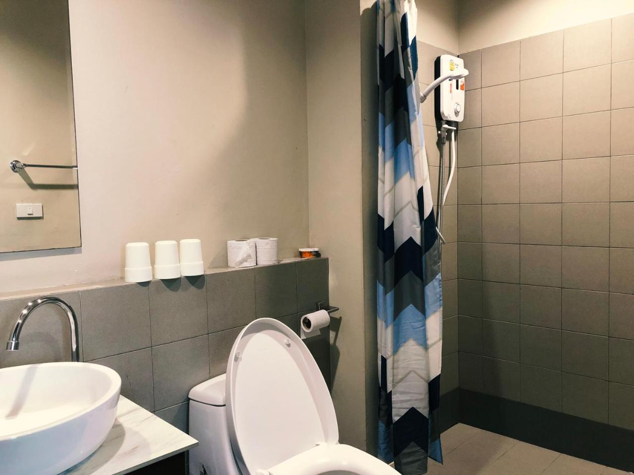 Habitación Doble Estándar con baño compartido